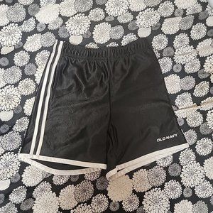 Old Navy Size 5 Boys Black Shorts